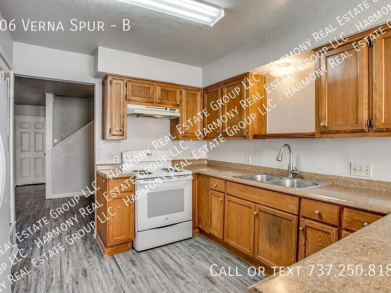 106 Verna Spur #B — Photo 9