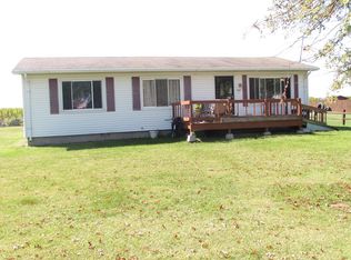 704 N Chicago St, Sidell, IL 61876