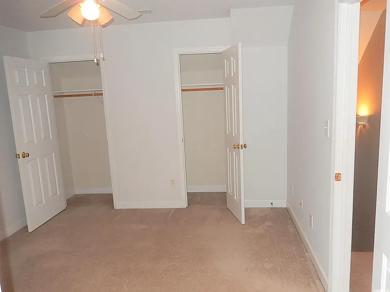 6610 Lipscomb Dr — Photo 24