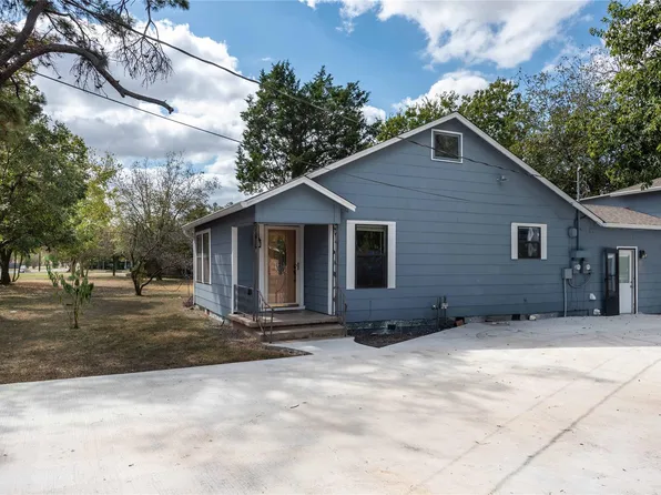406 Lexington Rd Unit 1, Elgin, TX 78621