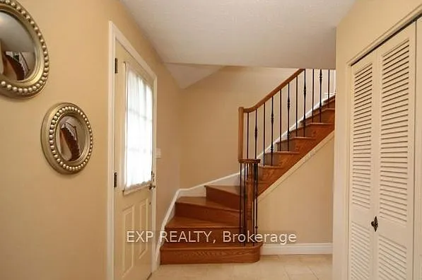 1326 Fontenay Cres — Photo 4