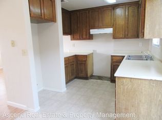 6103 Royal Coach Cir APT C, Bakersfield, CA 93306