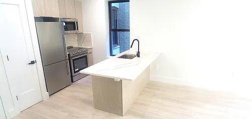 54 Martense St #3B Photo 1