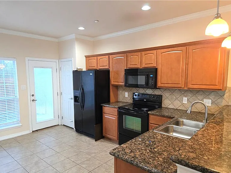 305 Holleman Dr E #1503 — Photo 3