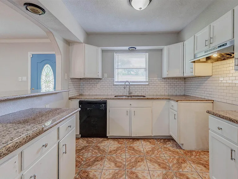 6751 Richwood Rd — Photo 21