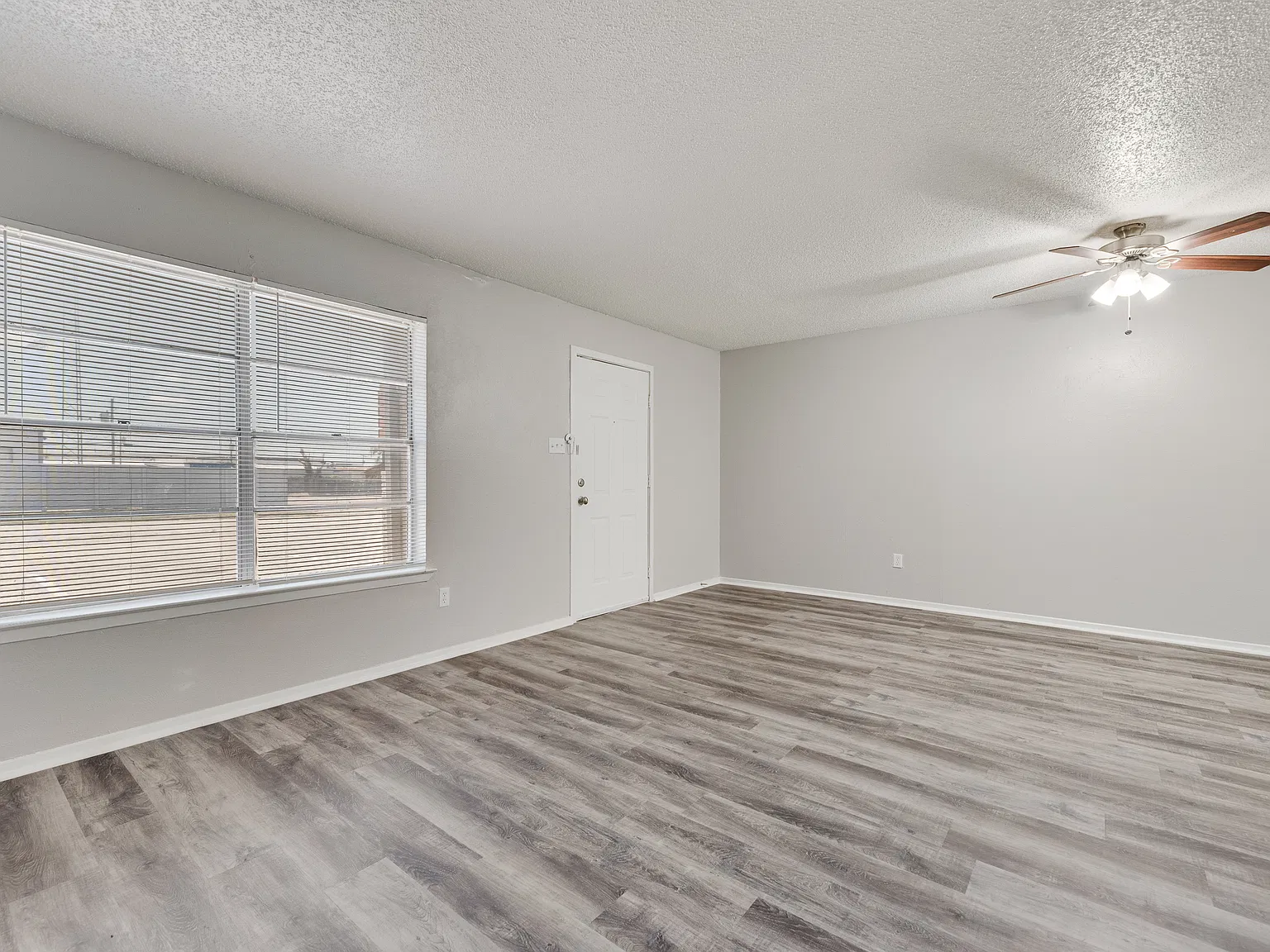6626 Reeves St — Photo 3