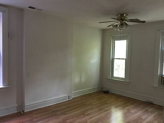 4th image of 5156 Waterman Blvd