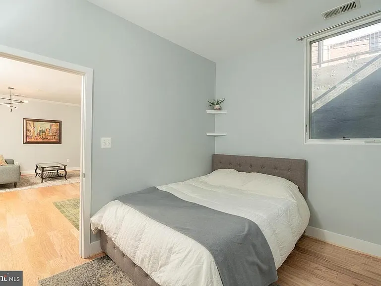 1443 Chapin St NW #104 — Photo 12