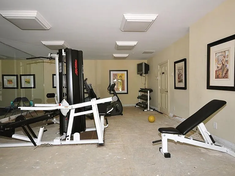 6135 Indian Wood Cir SE — Photo 25