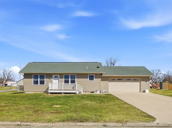 209 Highway 22, Keswick, IA 50136