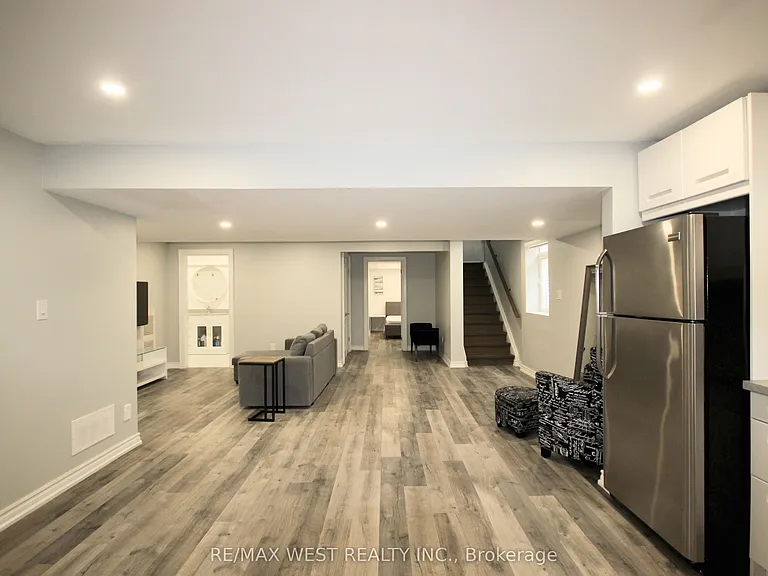 150 Valley Vista Dr #BASEMENT — Photo 9