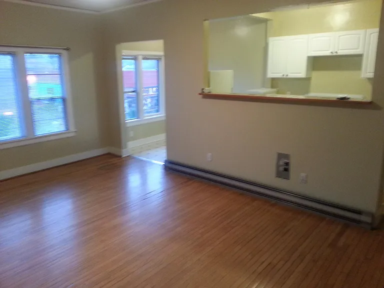 3615 SE Hawthorne Blvd #5 — Photo 5