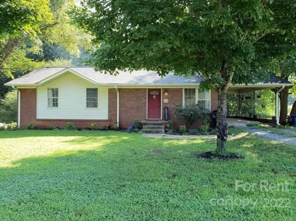 112 Powder Horn Rd, Mooresville, NC 28115