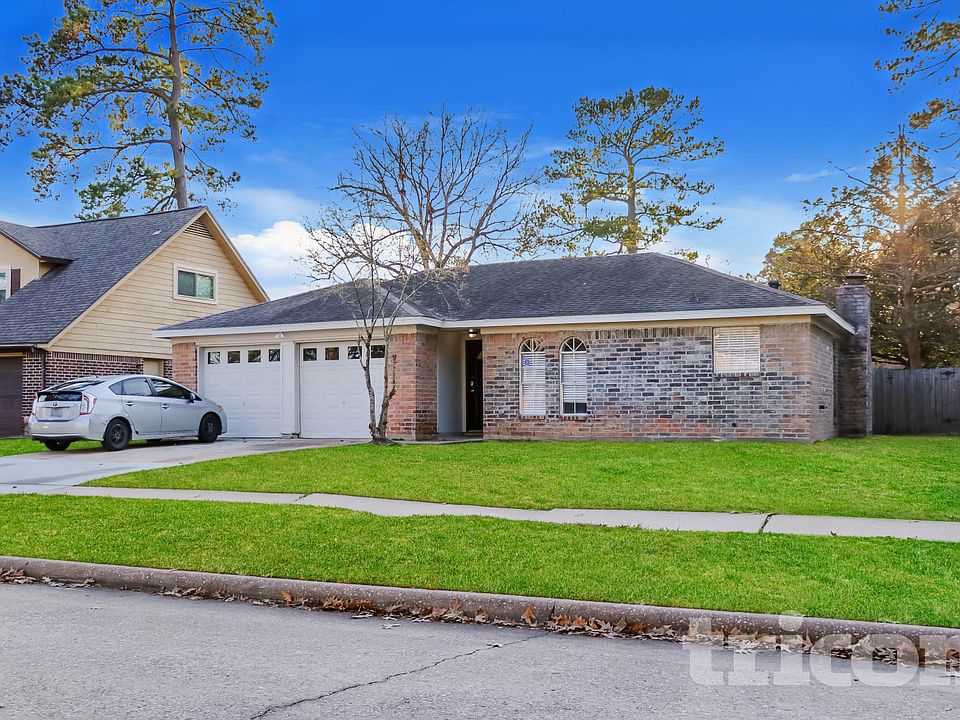 1st image of 23827 Beaverwood Dr