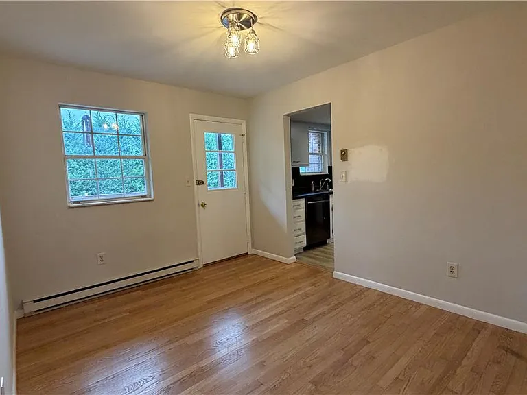 1809 Frankenfield St — Photo 12