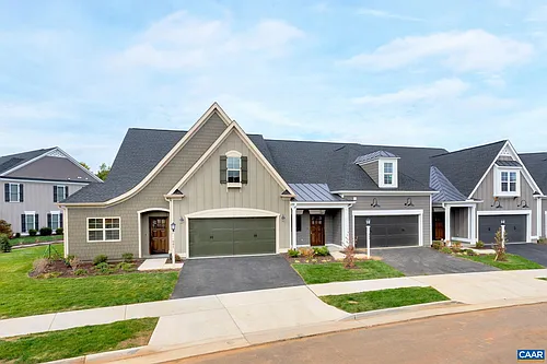 2018 Larkin Ave Photo 1