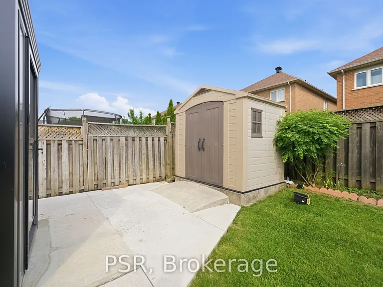 426 Arrowsmith Dr #LOWER — Photo 15