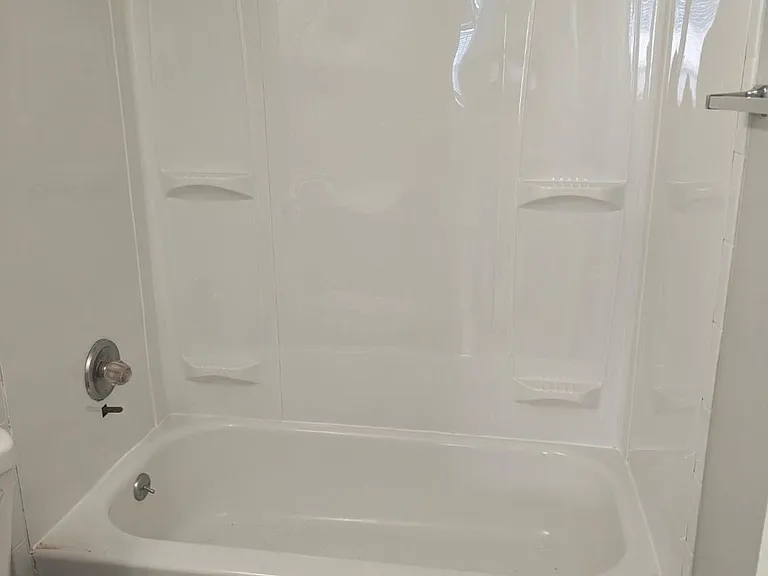 101 Abby Ln — Photo 6