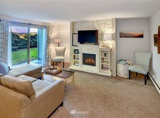4737 W Lake Sammamish Pkwy SE APT A106, Issaquah, WA 98027