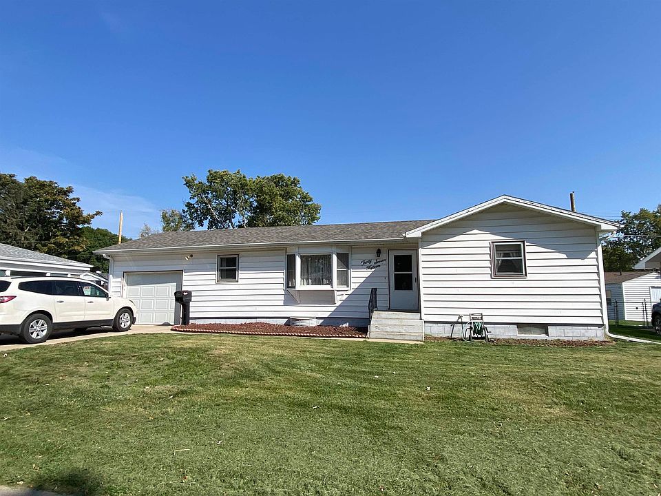 1st image of 3715 Linden Dr