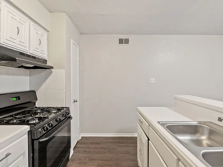Villas at Mueller — Photo 50