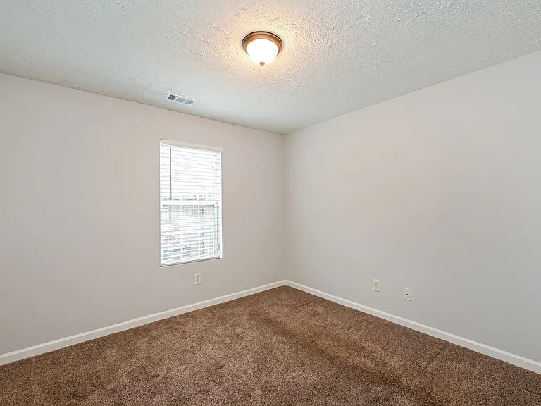 1580 New Orleans Way — Photo 17
