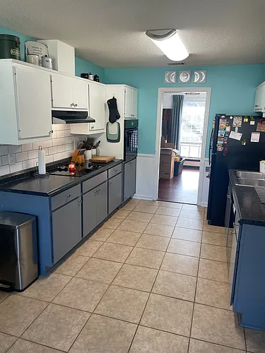 33 Barrington Cir Photo 1