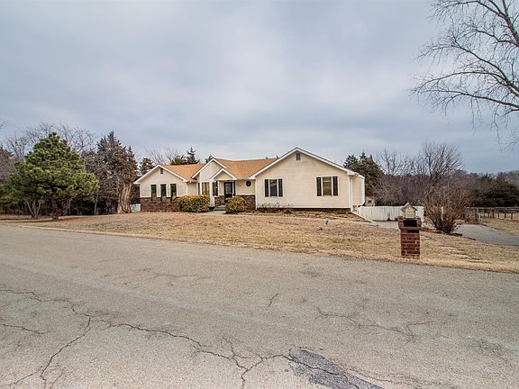2nd image of 7605 Younkin Dr