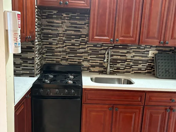8900 170th Street #7C, Jamaica, NY 11432
