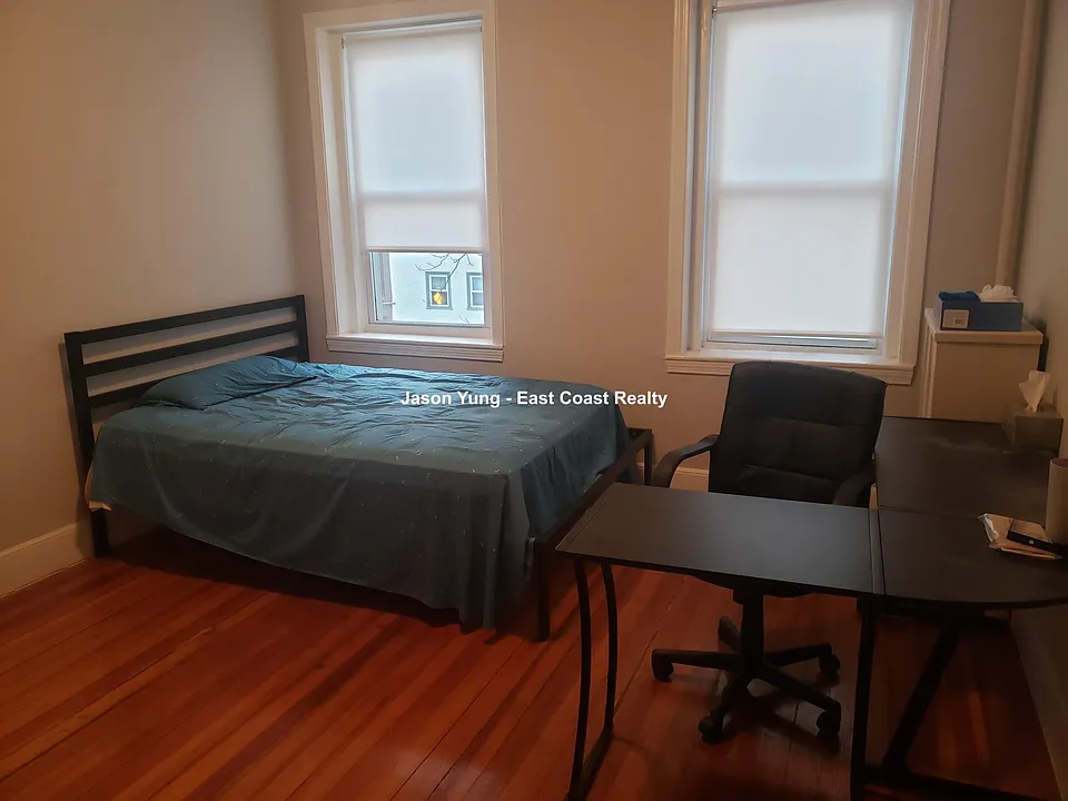 1132 Commonwealth Ave #7