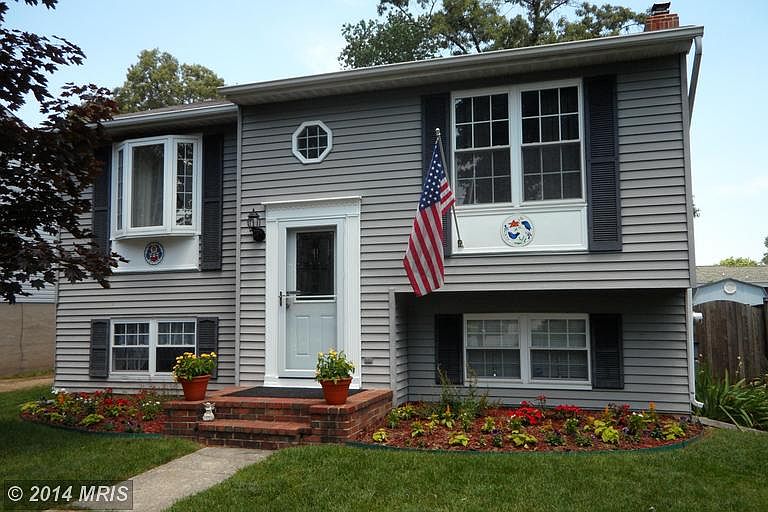 1st image of 1046 5th St