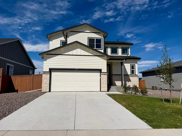 1219 105th Avenue Ct, Greeley, CO 80634