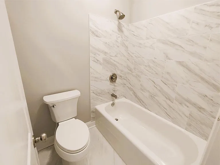 211 Creekway Xing SE — Photo 29