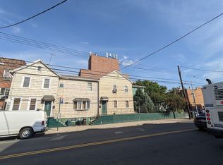 10471 43rd Ave, Corona, NY 11368