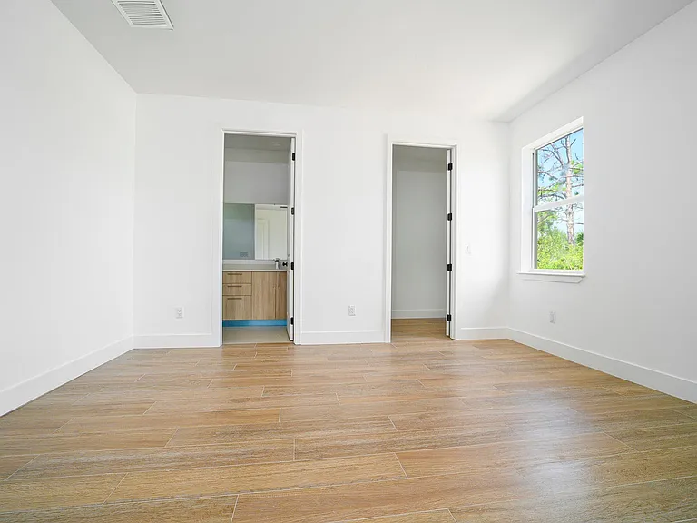 15261 Brainbridge Cir — Photo 20