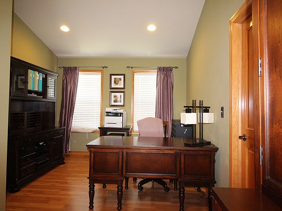 4th image of 1784 Copperstone Pl #1-15