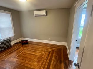 193 Division St #1, New Bedford, MA 02744