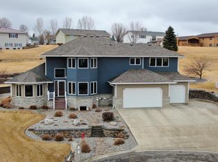 1243 2nd Ave NW, Valley City, ND 58072