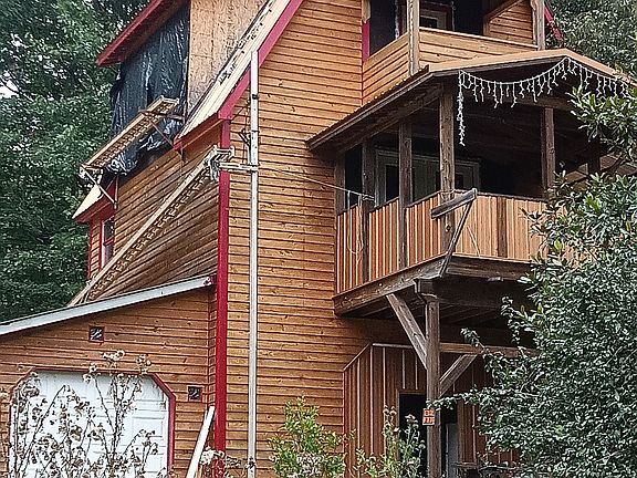 4th image of 852 Martin Dr