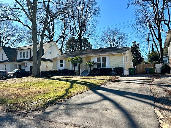 3rd image of 900 Stanfield Dr