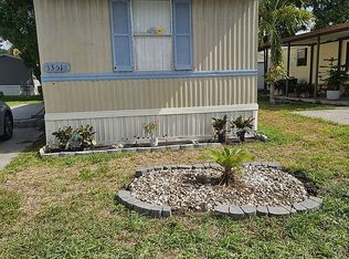 13510 SW 6th St, Davie, FL 33325
