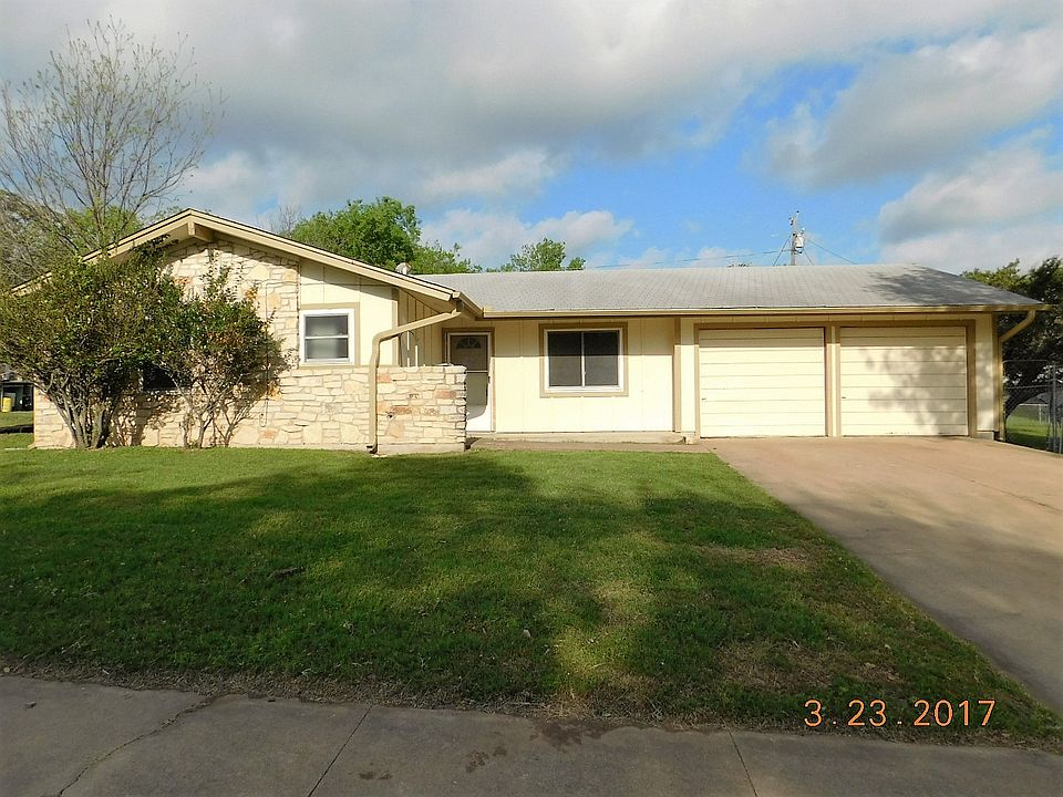1st image of 1108 S 27th St