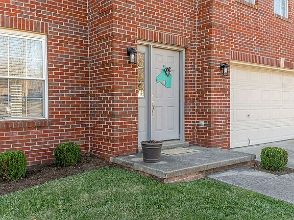 5th image of 2133 Sovereign Ln