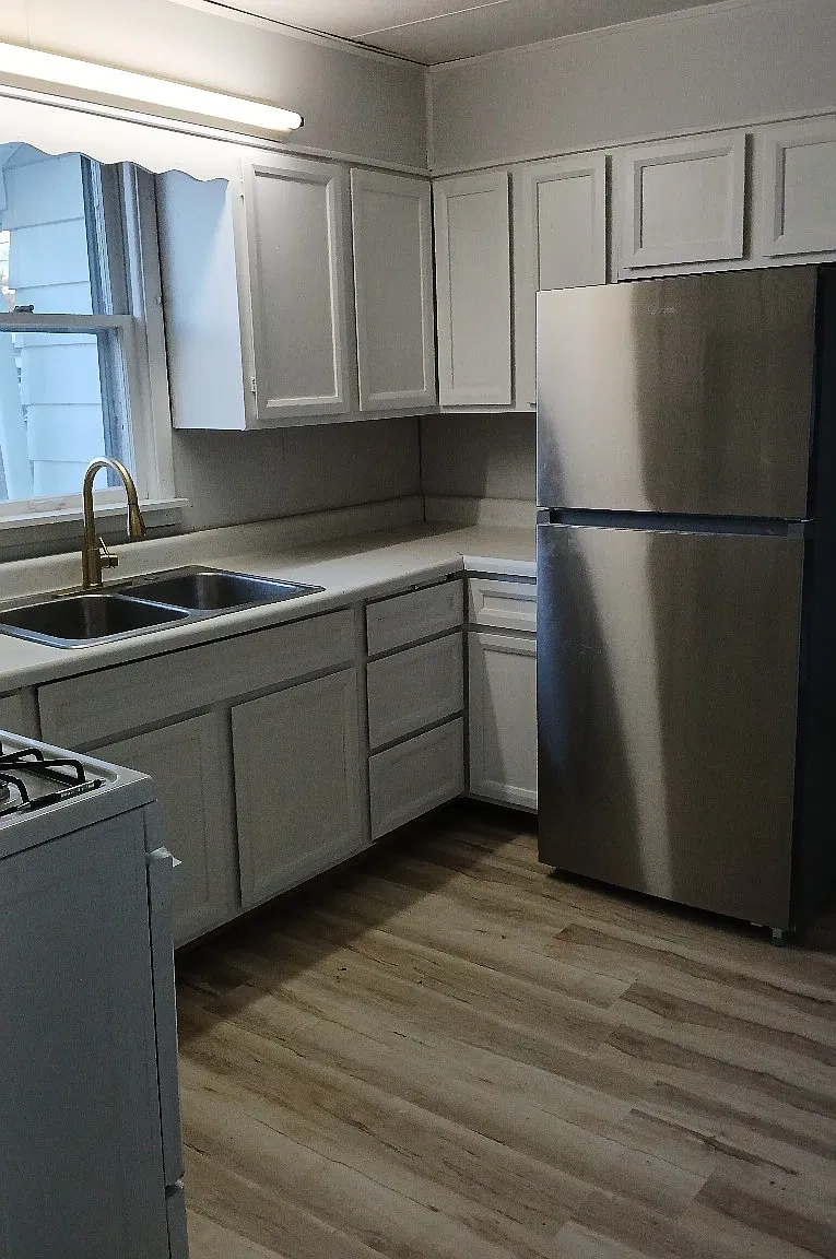 Charming 3-Bedroom Home in Muncie's Thomas Park — Photo 4