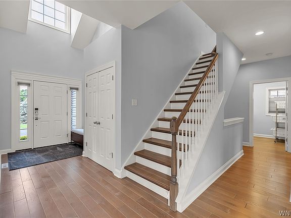 4th image of 30 Logan Ln