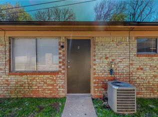 206 Lynn Dr APT B, Bryan, TX 77801