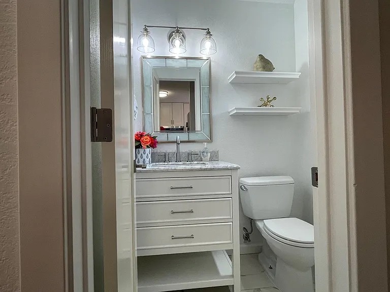 394 Ilo Ln #201 — Photo 15