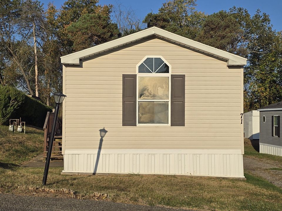 1st image of 71 Country Club Dr #71