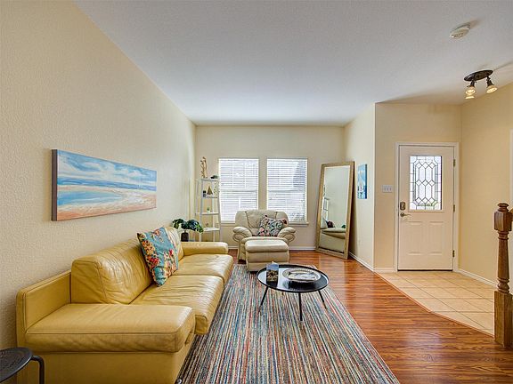 3rd image of 120 Gila Cliff Dr