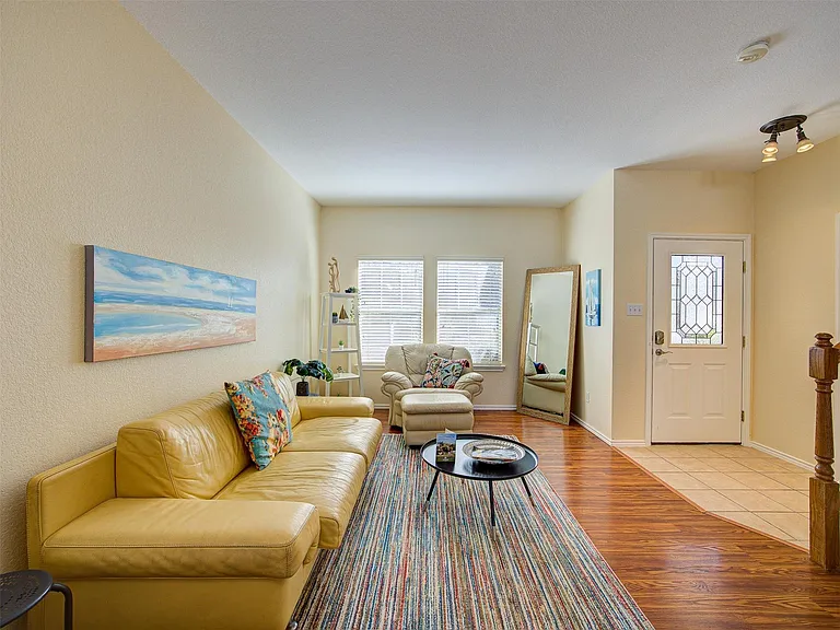 120 Gila Cliff Dr — Photo 3